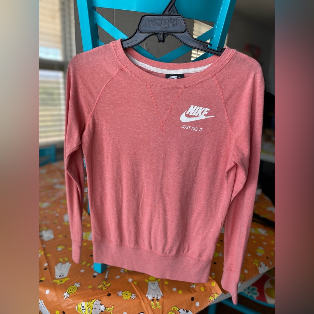 Nike pink top